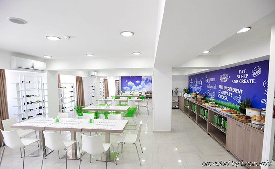 Ibis Styles Skopje Hotel Buitenkant foto