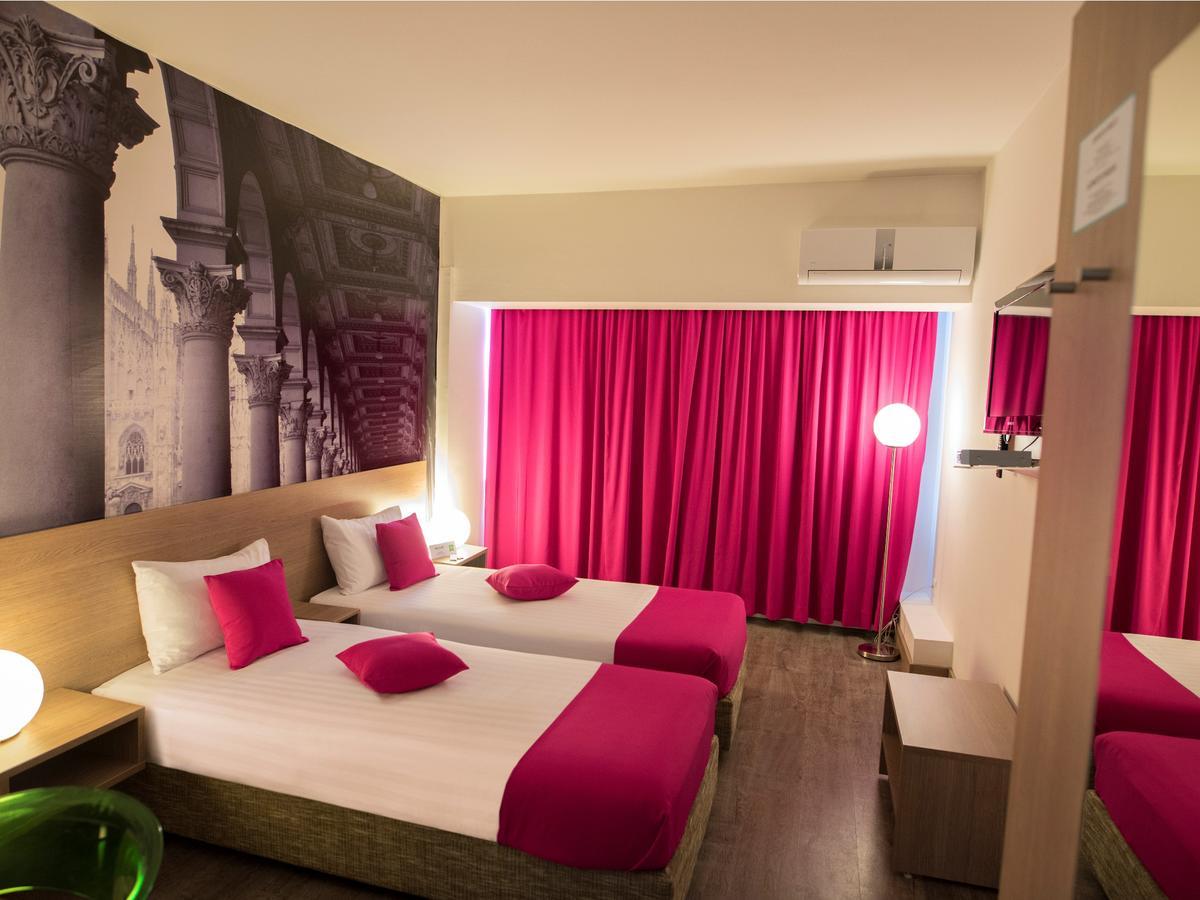 Ibis Styles Skopje Hotel Buitenkant foto